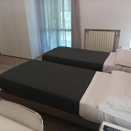 Scandellara 24 Πανσιόν