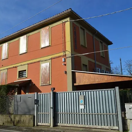 Pensjonat Scandellara 24 Bolonia