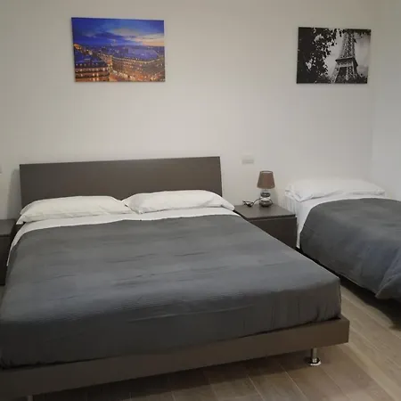 Pensjonat Scandellara 24 *